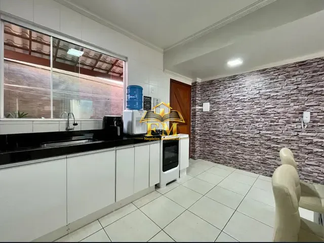 Casa com 79m² 2 quartos e 1 banheiro, à venda, no bairro Santa Amélia em Belo Horizonte
