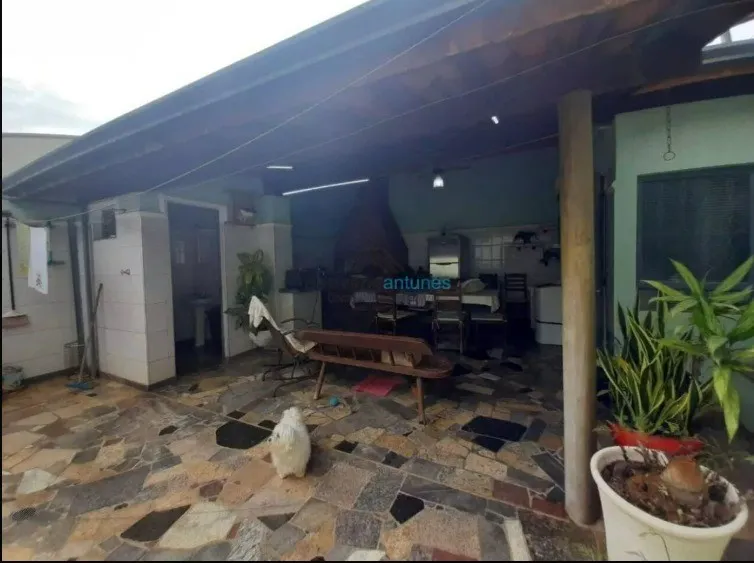 Casa, 3 quartos, 168 m² - Foto 4