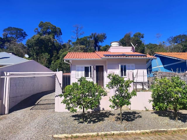 Casa 4 quartos e 2 banheiros, à venda, no bairro Caravaggio em Nova Prata