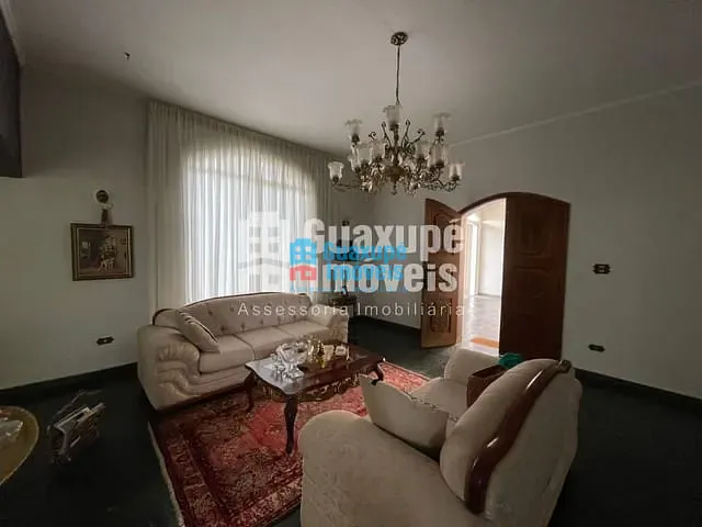 Casa com 1165m², à venda, no bairro Jardim Nova Guaxupé em Guaxupé