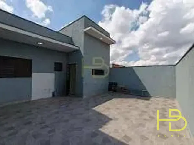 Casa com 250m² 2 quartos e 2 banheiros, à venda, no bairro Jardim Montreal em Sorocaba