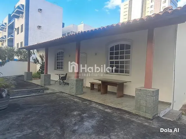 Casa para alugar, no bairro Costa Azul em Salvador