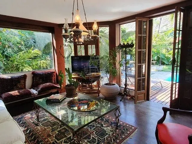 Casa com 774m² 6 quartos e 7 banheiros, à venda, no bairro Joá em Rio de Janeiro