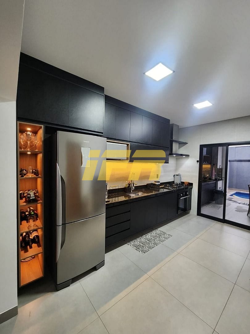 Casa, 3 quartos, 175 m² - Foto 2