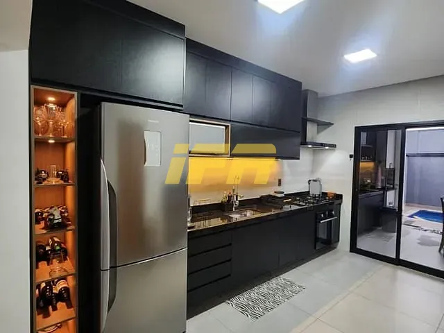 Casa com 253m² 3 quartos e 3 banheiros, à venda, no bairro Vila Nossa Sra. Auxiliadora em Tremembé