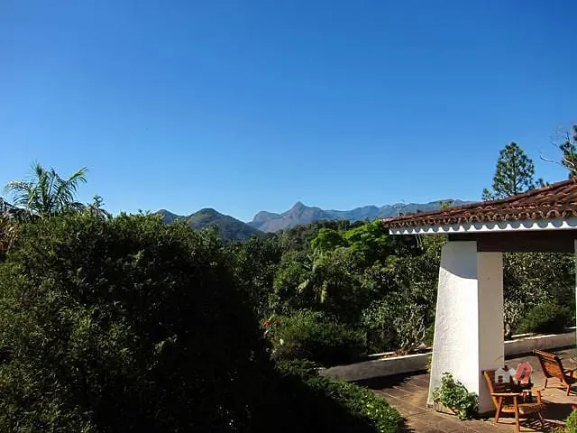 Casa com 32000m², à venda, no bairro Valparaíso em Petrópolis