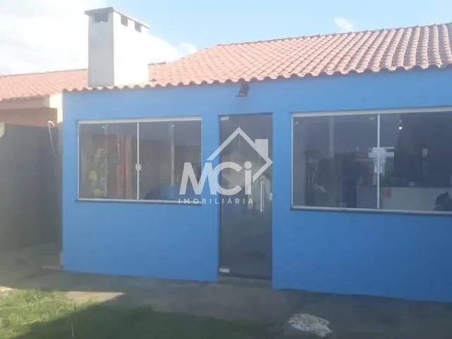 Casa 2 quartos e 1 banheiro, à venda, no bairro Três Vendas em Pelotas