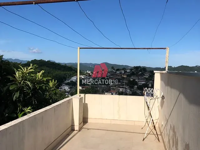 Casa 3 quartos e 1 banheiro, à venda, no bairro Escola Agrícola em Blumenau