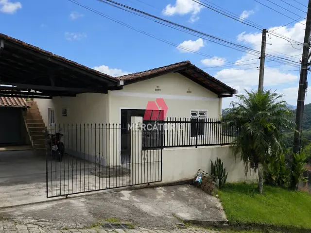 Casa 3 quartos e 1 banheiro, à venda, no bairro Escola Agrícola em Blumenau