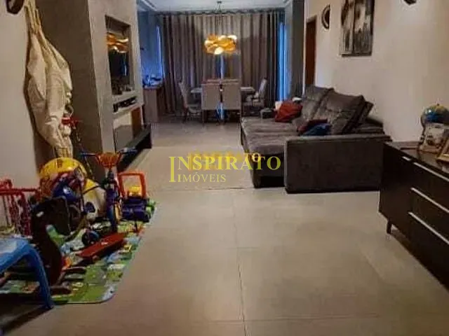 Casa com 1800m² 4 quartos e 6 banheiros, à venda ou para alugar, no bairro Medeiros em Jundiaí