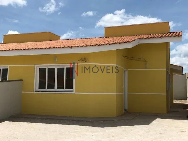 Casa com 200m² 3 quartos e 1 banheiro, à venda, no bairro Cachoeirinha em Bom Jesus dos Perdões