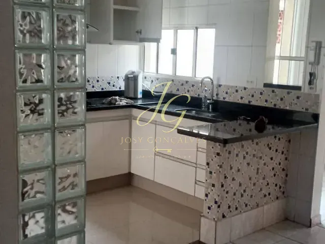 Casa com 125m² 3 quartos e 2 banheiros, à venda, no bairro Jardim Esperança em Mogi das Cruzes