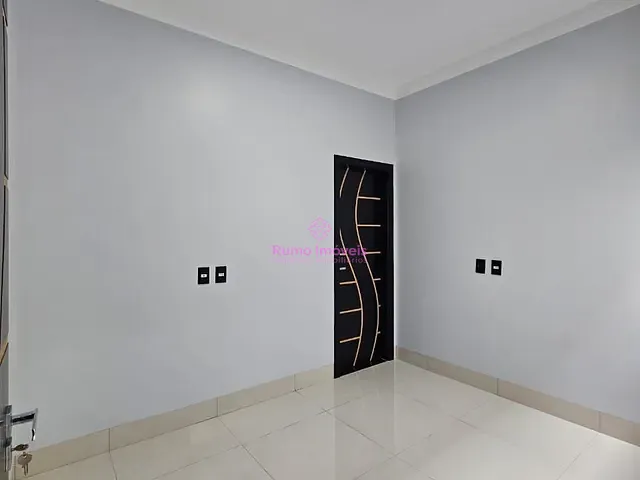 Casa 3 quartos e 1 banheiro, à venda, no bairro Residencial Canaã II em Rio Verde