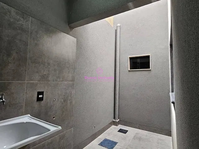 Casa 3 quartos e 1 banheiro, à venda, no bairro Residencial Canaã II em Rio Verde