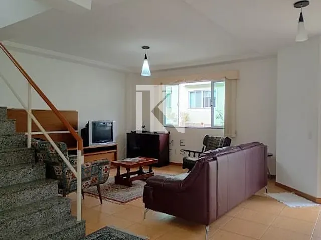 Casa com 141m² 4 quartos e 3 banheiros, à venda, no bairro Iucas em Teresópolis