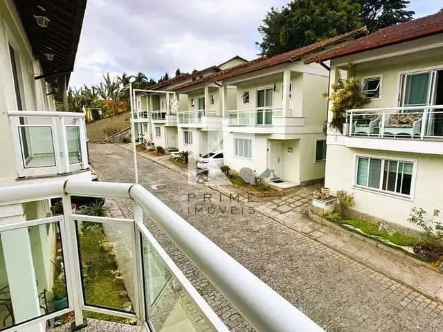 Casa com 141m² 4 quartos e 3 banheiros, à venda, no bairro Iucas em Teresópolis