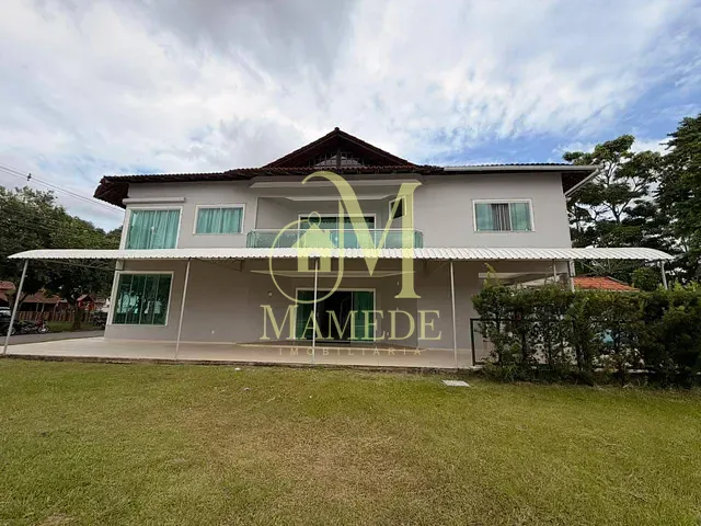 Casa 5 quartos e 6 banheiros, para alugar, no bairro Parque Verde em Belém