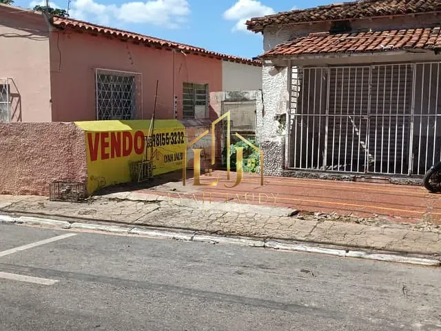 Casa com 350m², à venda, no bairro Centro-Norte em Cuiabá