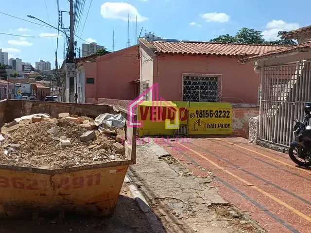 Casa com 350m², à venda, no bairro Centro-Norte em Cuiabá