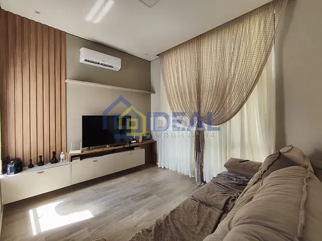 Casa com 129m² 3 quartos e 2 banheiros, à venda, no bairro Santa Terezinha em Concórdia