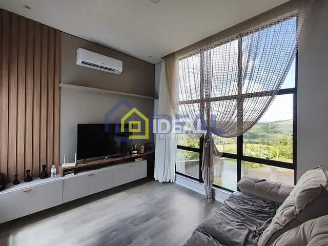 Casa com 129m² 3 quartos e 2 banheiros, à venda, no bairro Santa Terezinha em Concórdia