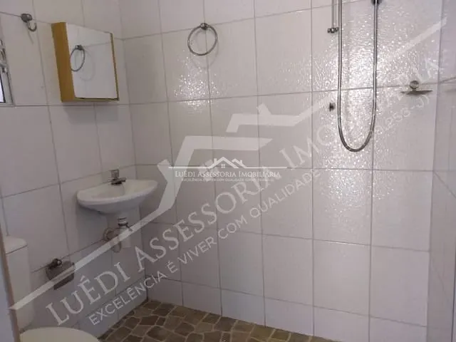 Casa com 169m² 2 quartos e 1 banheiro, à venda, no bairro Vila Nhocune em São Paulo