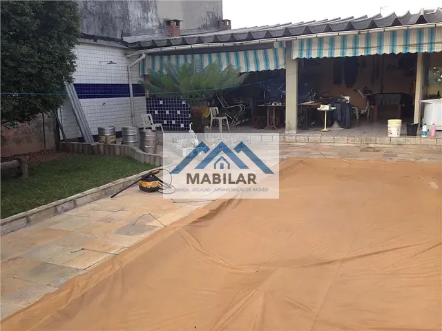 Casa com 500m² 3 quartos e 3 banheiros, à venda, no bairro Jardim Mangalot em São Paulo