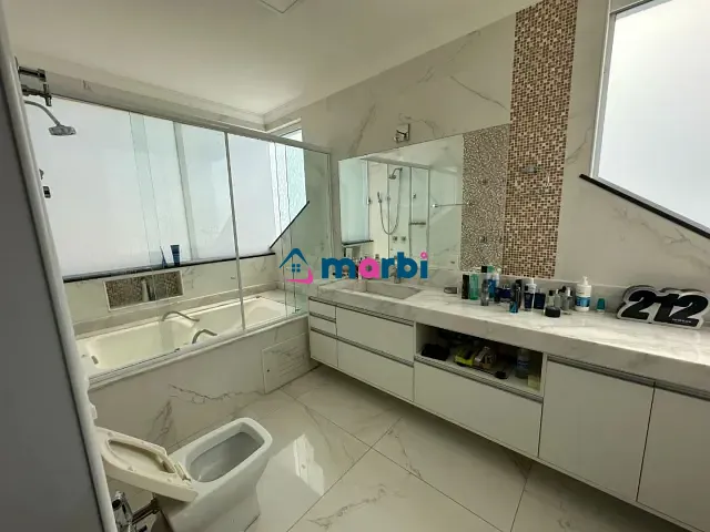 Casa com 777m² 3 quartos e 5 banheiros, à venda, no bairro Jardim Imperador em Americana