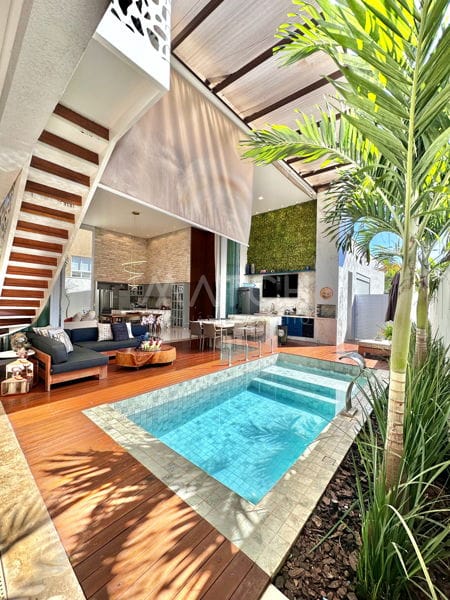 Casa térrea à venda com 4 suítes no  Jardins Verona, Goiânia - GO