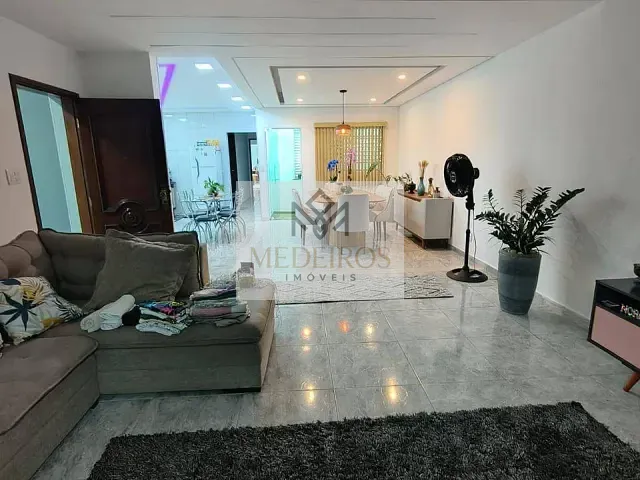 Casa com 400m² 3 quartos e 2 banheiros, à venda, no bairro Rudge Ramos em São Bernardo do Campo