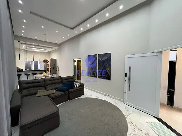Casa com 250m² 3 quartos e 3 banheiros, à venda, no bairro Residencial Ouro Verde em Botucatu