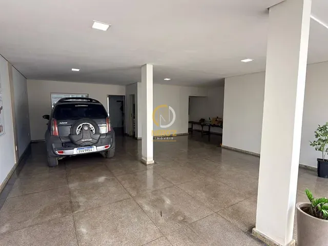 Casa 4 quartos e 3 banheiros, à venda, no bairro Centro em Dom Cavati