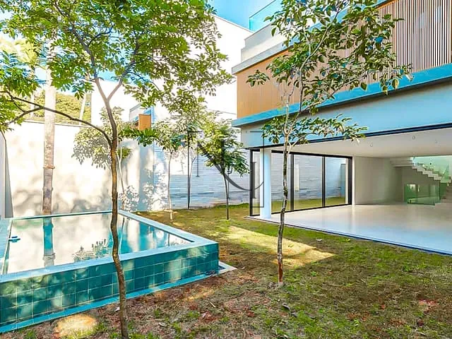 Casa com 868m² 4 quartos e 5 banheiros, à venda, no bairro Brooklin Paulista em São Paulo