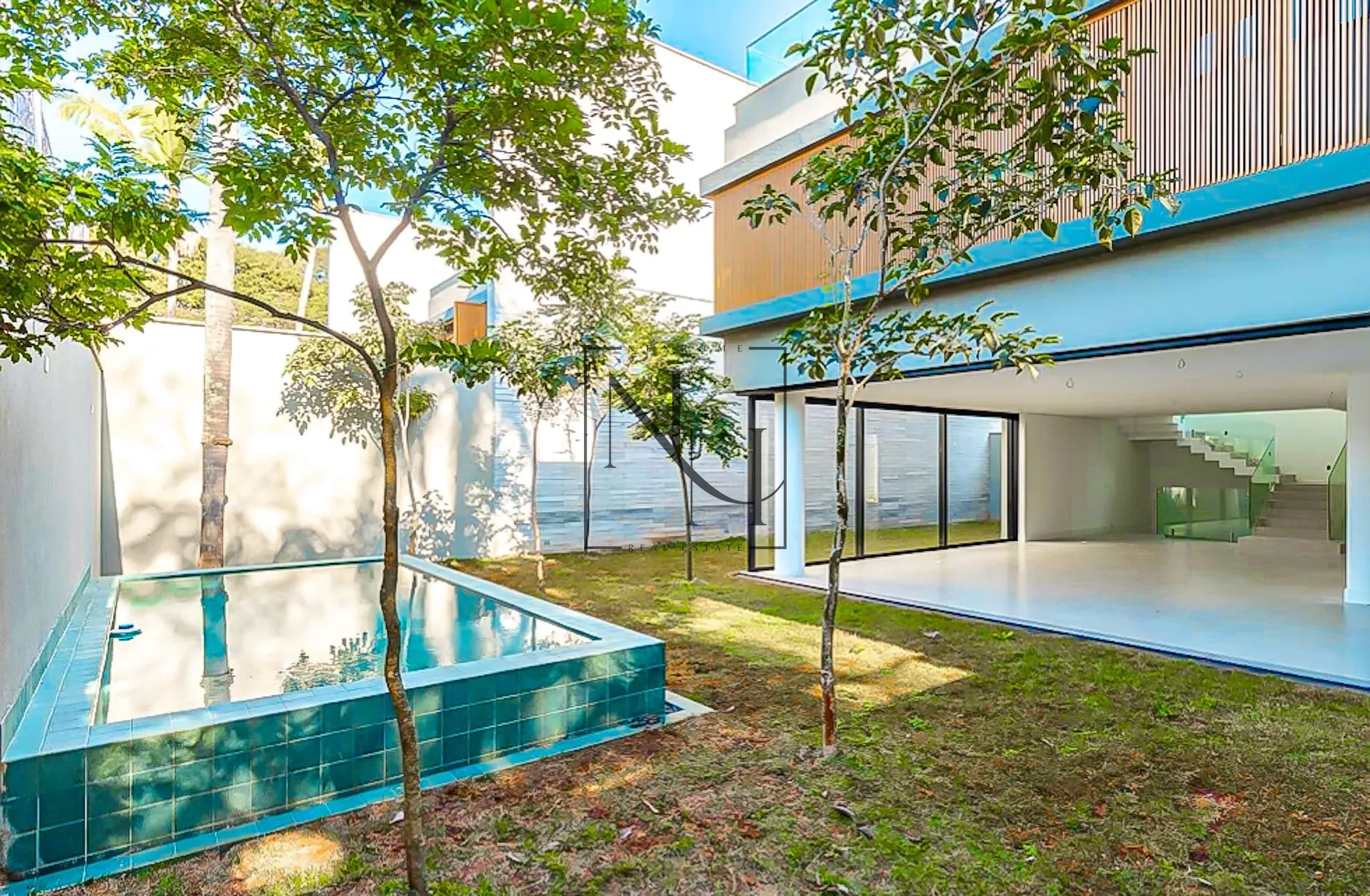 Casa, 4 quartos, 868 m² - Foto 1