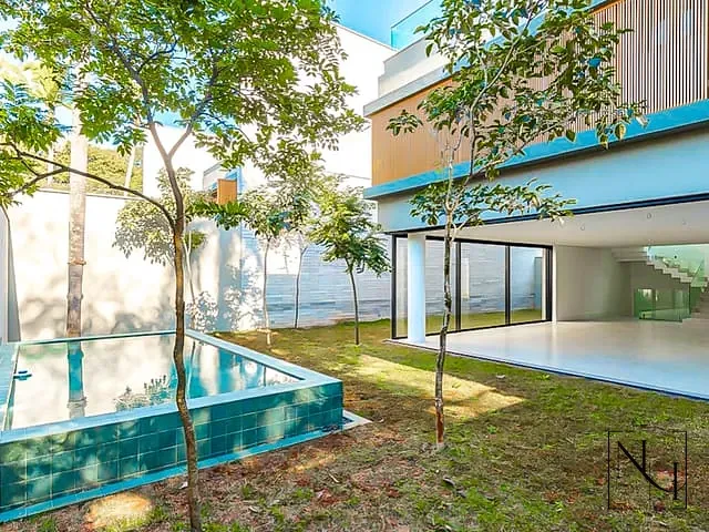 Casa com 868m² 4 quartos e 5 banheiros, à venda, no bairro Brooklin Paulista em São Paulo