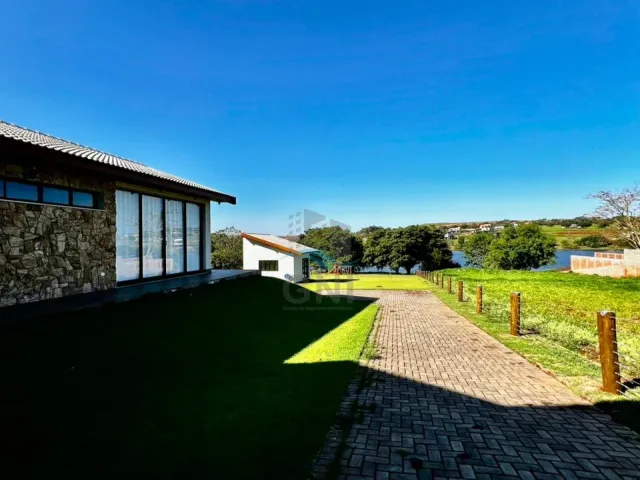 Casa com 271m² 3 quartos e 3 banheiros, à venda, no bairro Sertanópolis em Sertanópolis