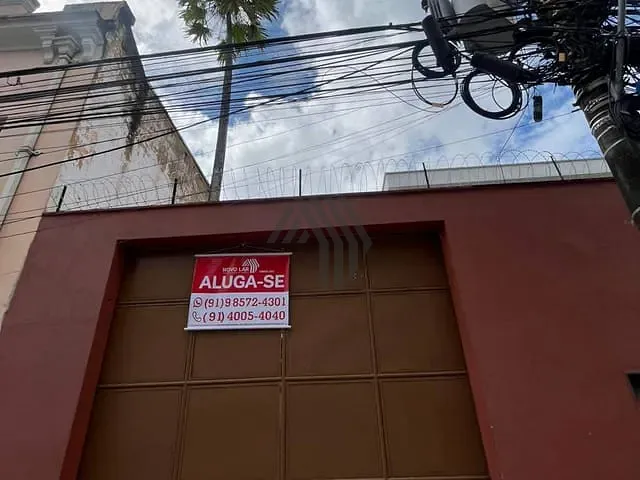 Casa 6 quartos e 2 banheiros, para alugar, no bairro Reduto em Belém