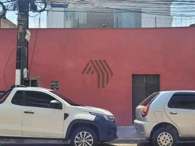 Casa 6 quartos e 2 banheiros, para alugar, no bairro Reduto em Belém