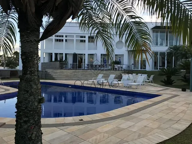 Casa com 2150m², à venda, no bairro Santa Felicidade em Curitiba