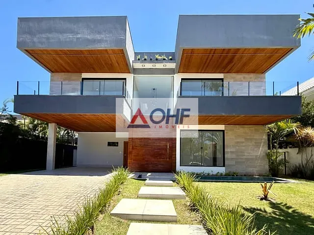 Casa com 850m² 5 quartos e 9 banheiros, à venda, no bairro Barra da Tijuca em Rio de Janeiro