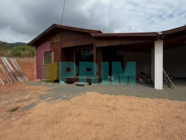 Casa 2 quartos e 1 banheiro, para alugar, no bairro Bom Retiro em São Ludgero