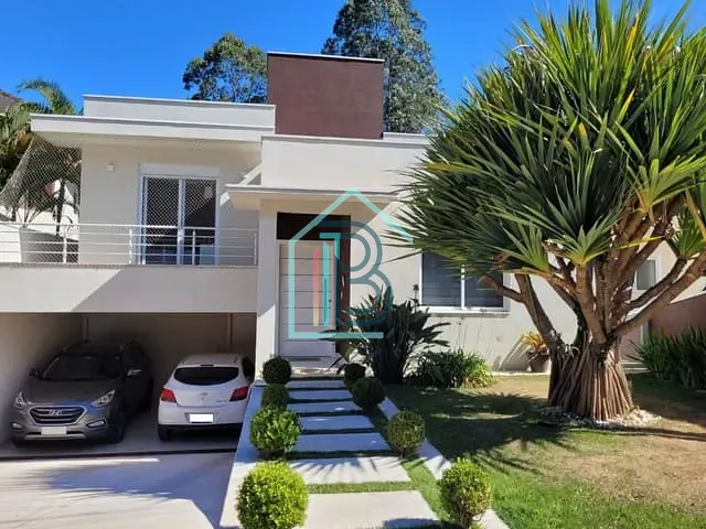 Casa com 360m² 4 quartos e 3 banheiros, à venda, no bairro São Paulo II em Cotia
