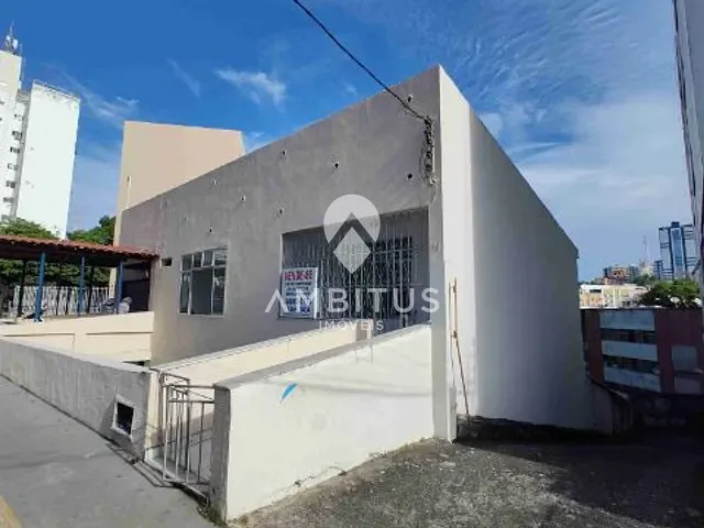 Casa 6 quartos e 4 banheiros, à venda, no bairro Federação em Salvador