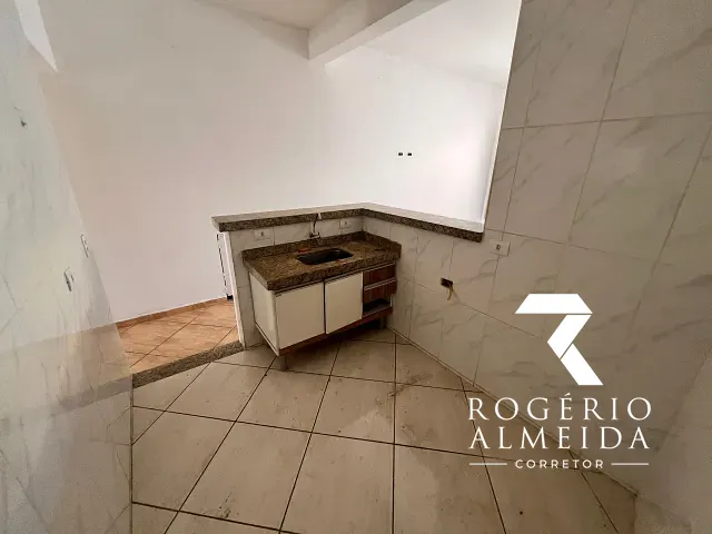 Casa 2 quartos e 2 banheiros, para alugar, no bairro Vila Machado em Mairiporã