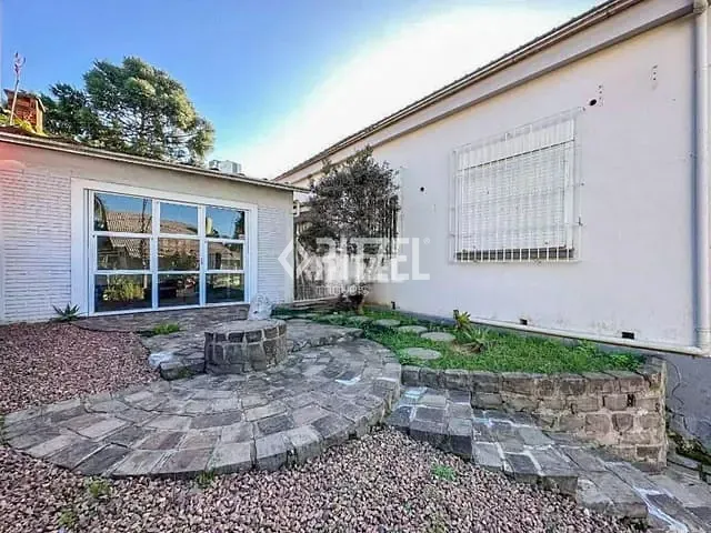 Casa com 381m² 2 quartos e 2 banheiros, à venda, no bairro Rio Branco em Novo Hamburgo
