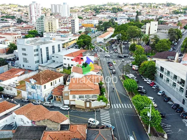 Casa para alugar, no bairro Centro em Itapira