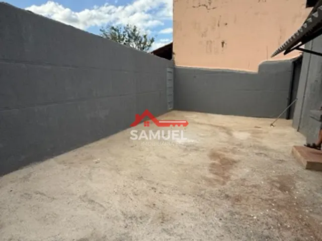 Casa com 200m² 3 quartos e 1 banheiro, para alugar, no bairro Taguatinga Norte em Brasília