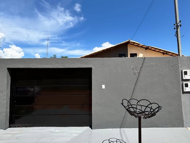 Casa com 170m² 2 quartos e 1 banheiro, à venda, no bairro Planalto em Mateus Leme