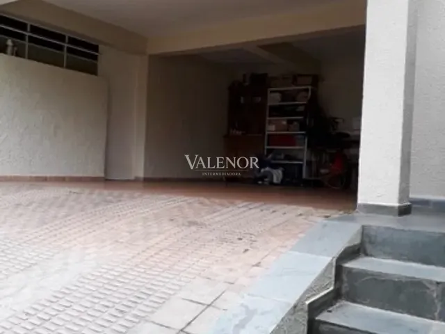 Casa 4 quartos e 3 banheiros, à venda, no bairro Jardim Messina em Jundiaí
