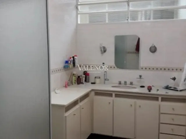 Casa 4 quartos e 3 banheiros, à venda, no bairro Jardim Messina em Jundiaí